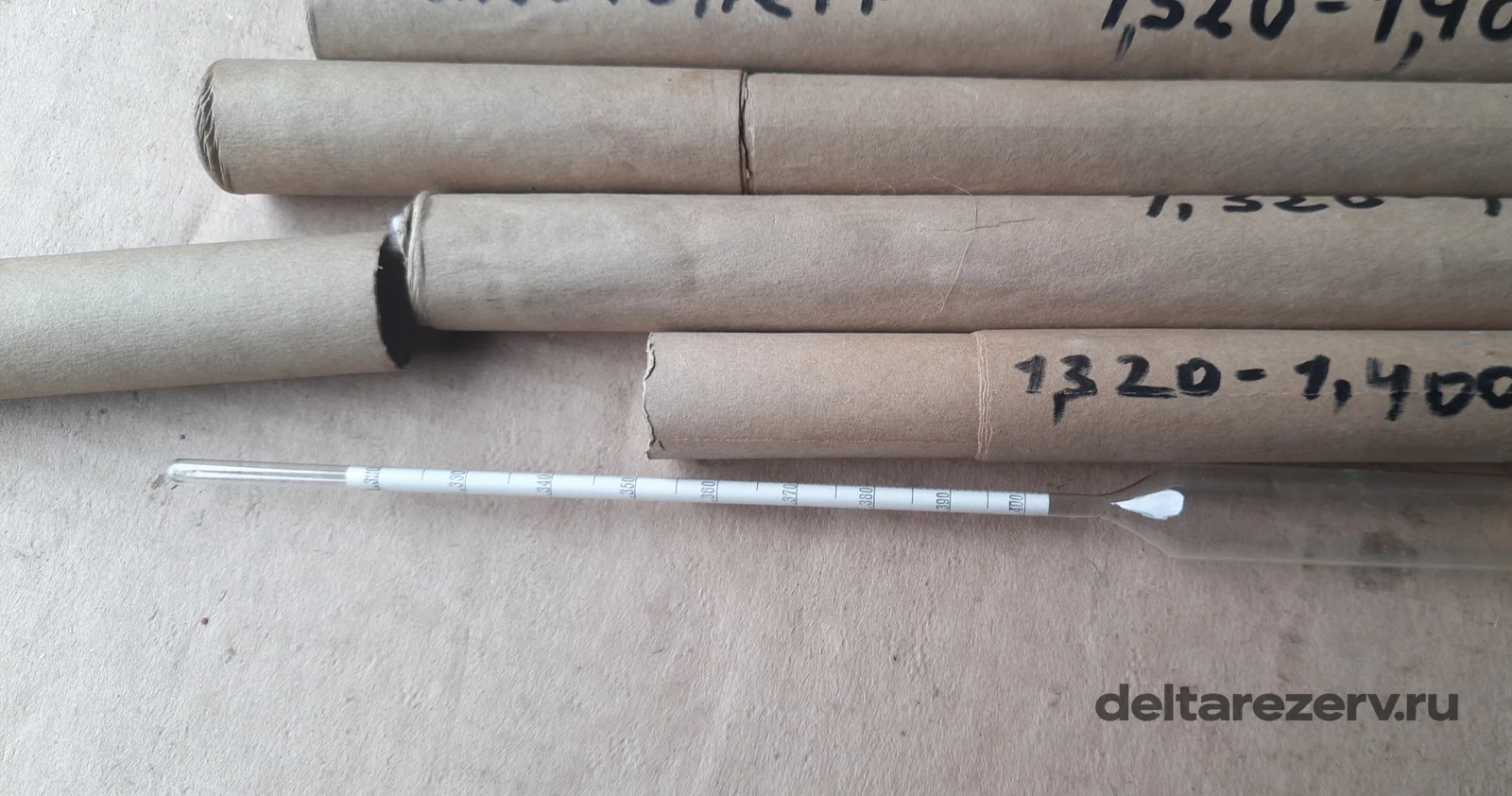 densimetr-1320-1400-2 Стеклянный денсиметр 1,320–1,400 со шкалой