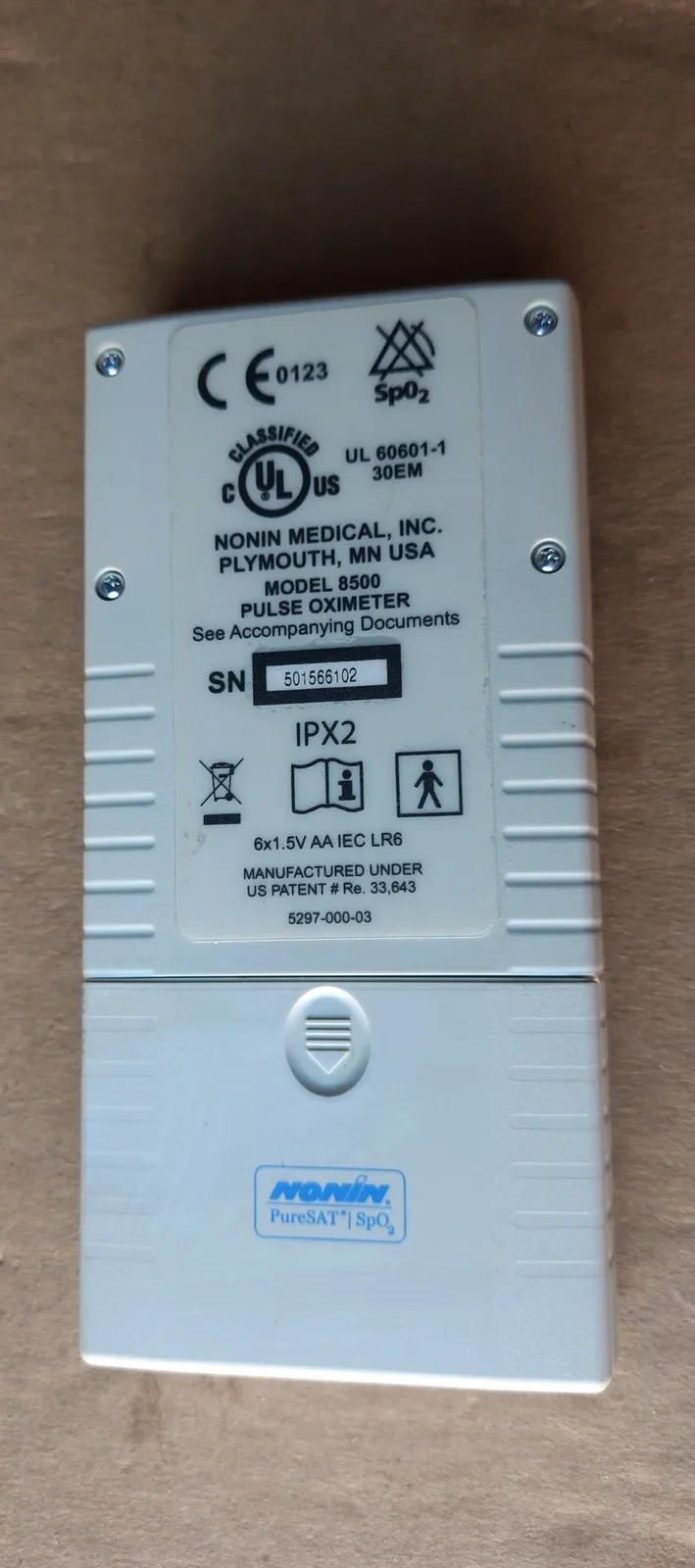 nonin-8500-01-main-front Пульсоксиметр NONIN 8500, электронный блок, вид спереди